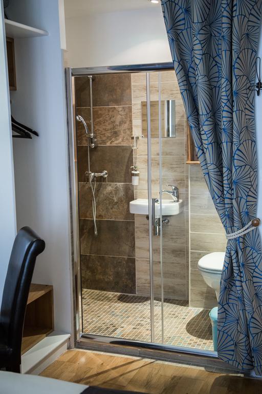 Private Room In A Parisian Homestay! - Close To It All! מראה חיצוני תמונה